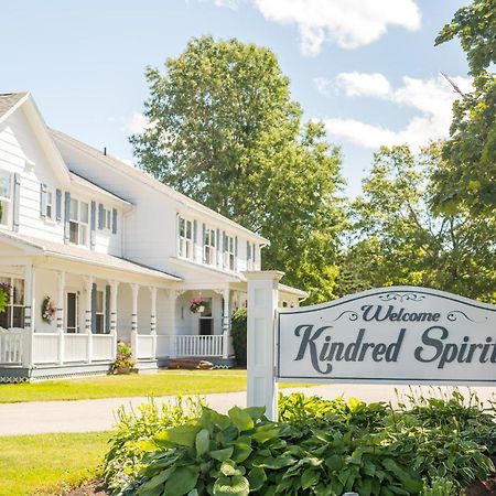 פרום Kindred Spirits Country Inn And Cottages מראה חיצוני תמונה